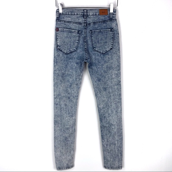 Sold🥀 UO BDG High Rise Twig Ankle Skinny Jeans - Picture 2 of 8